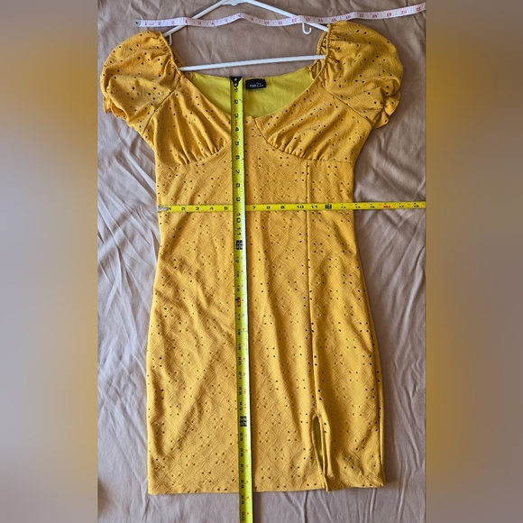 Rue21 Lined Dress With Hole Pattern & Ruffle Sleeves & a Form Fit, S? - Picture 5 of 5